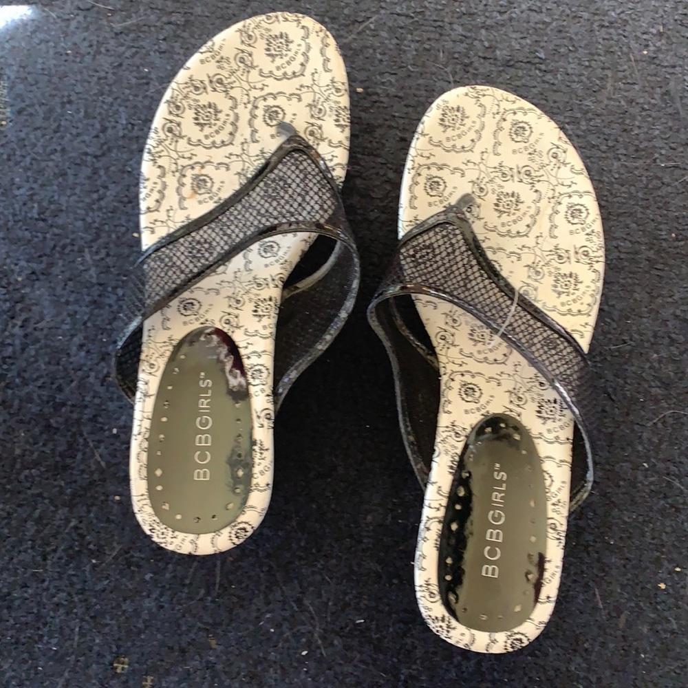 Brand new size 9 sandals platform
